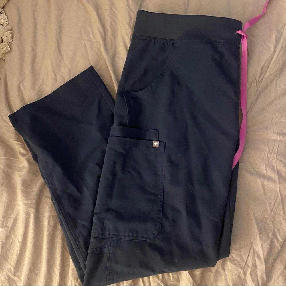 FIGS Petite Scrubs